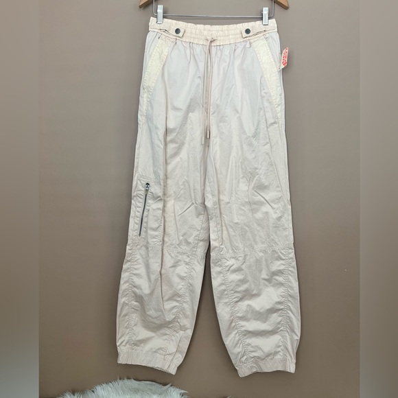 {FP Movement} Jogger Style Track Pants in Ivory - Womens Small - NWT